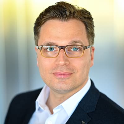 Pressekontakt Alexander Jewtuschenko
